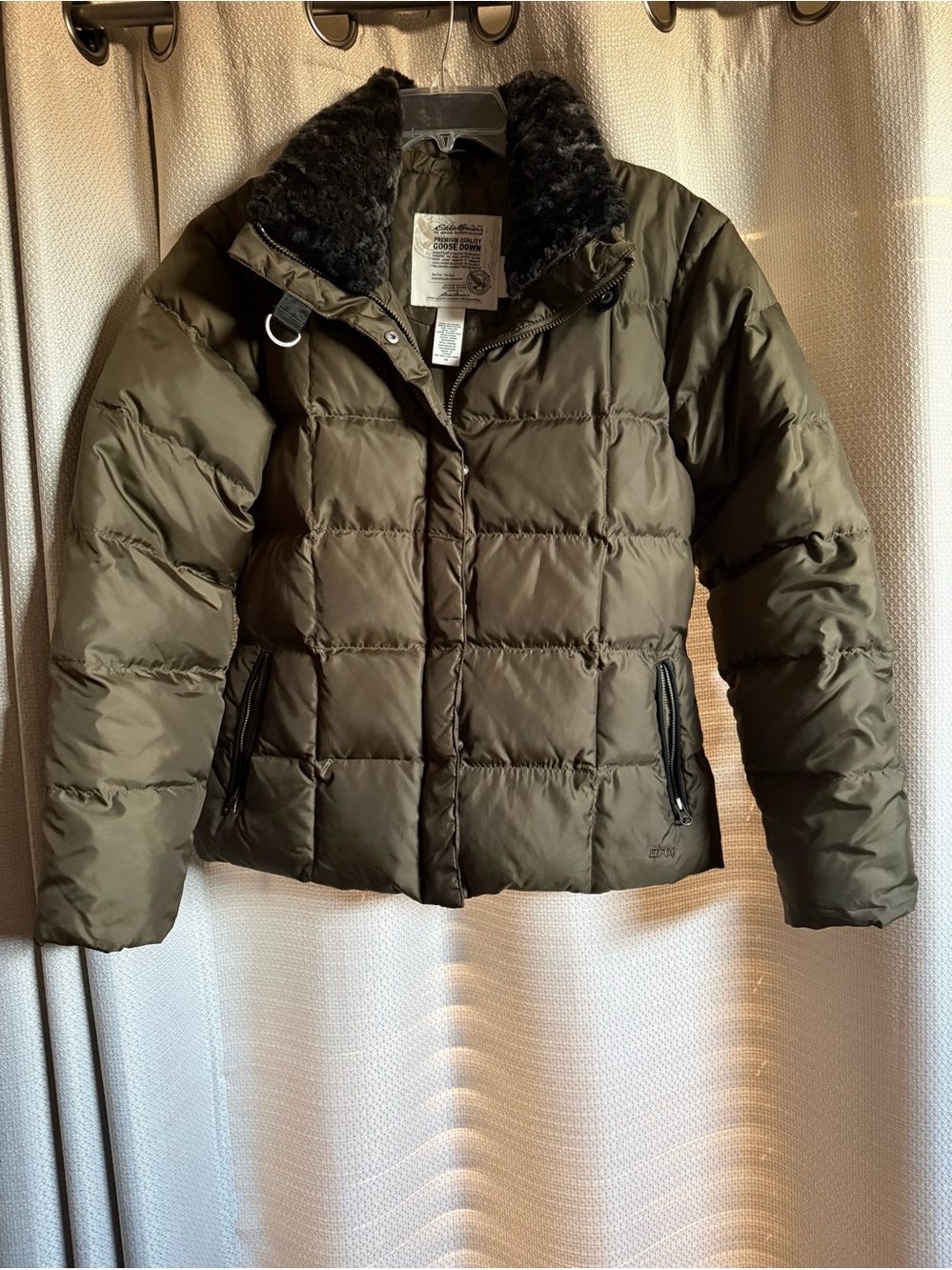 Eddie Bauer Women’s EB700 Olive Green Medium Goose Down Puffer Jacket